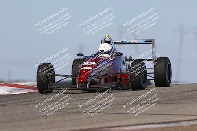 media/Oct-26-2025-CalClub SCCA (Sun) [[8ce1e69566]]/Group 3/Grapevine/